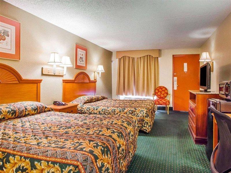 Rodeway Inn Mount Laurel Hwy 73 Exterior foto
