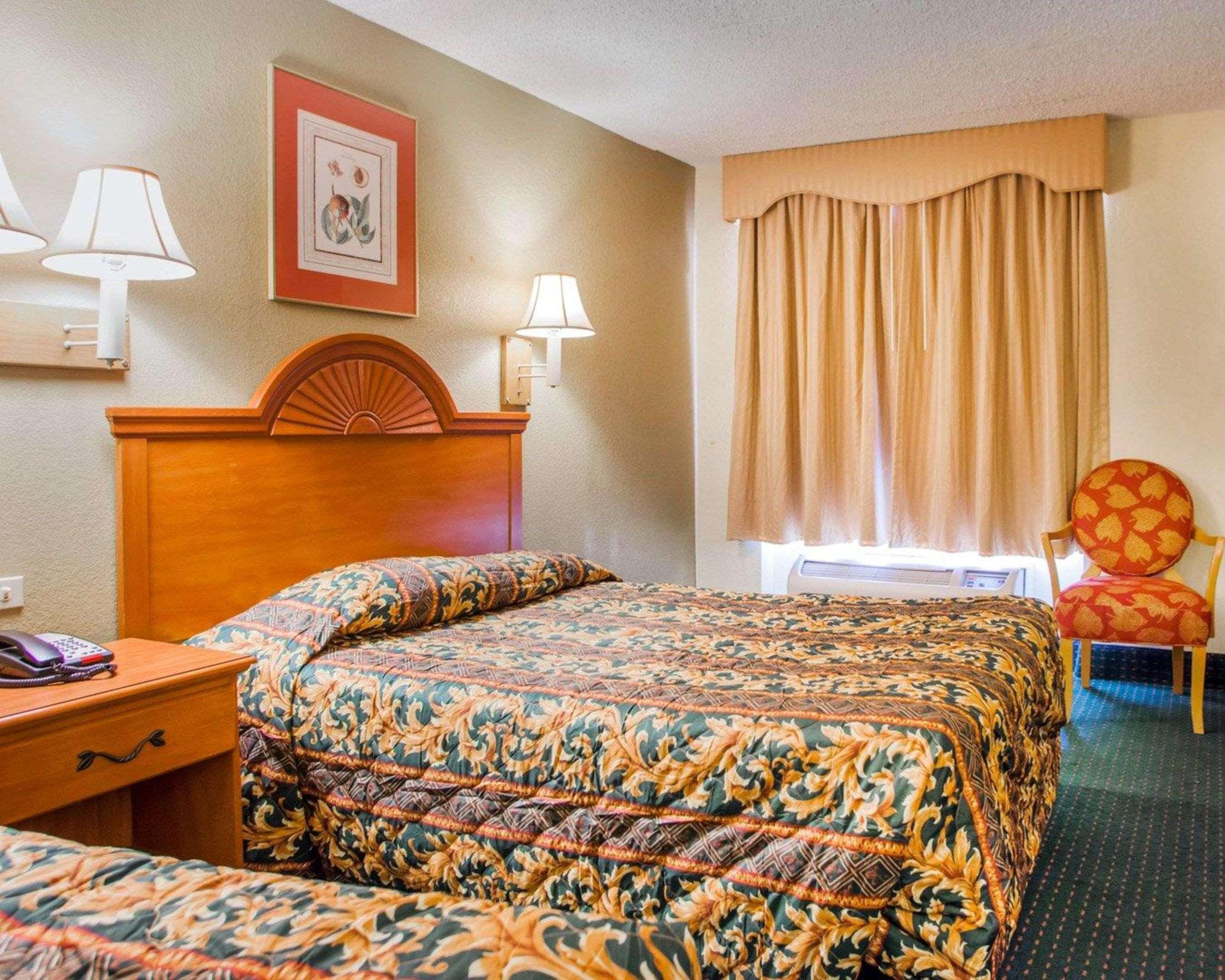 Rodeway Inn Mount Laurel Hwy 73 Exterior foto