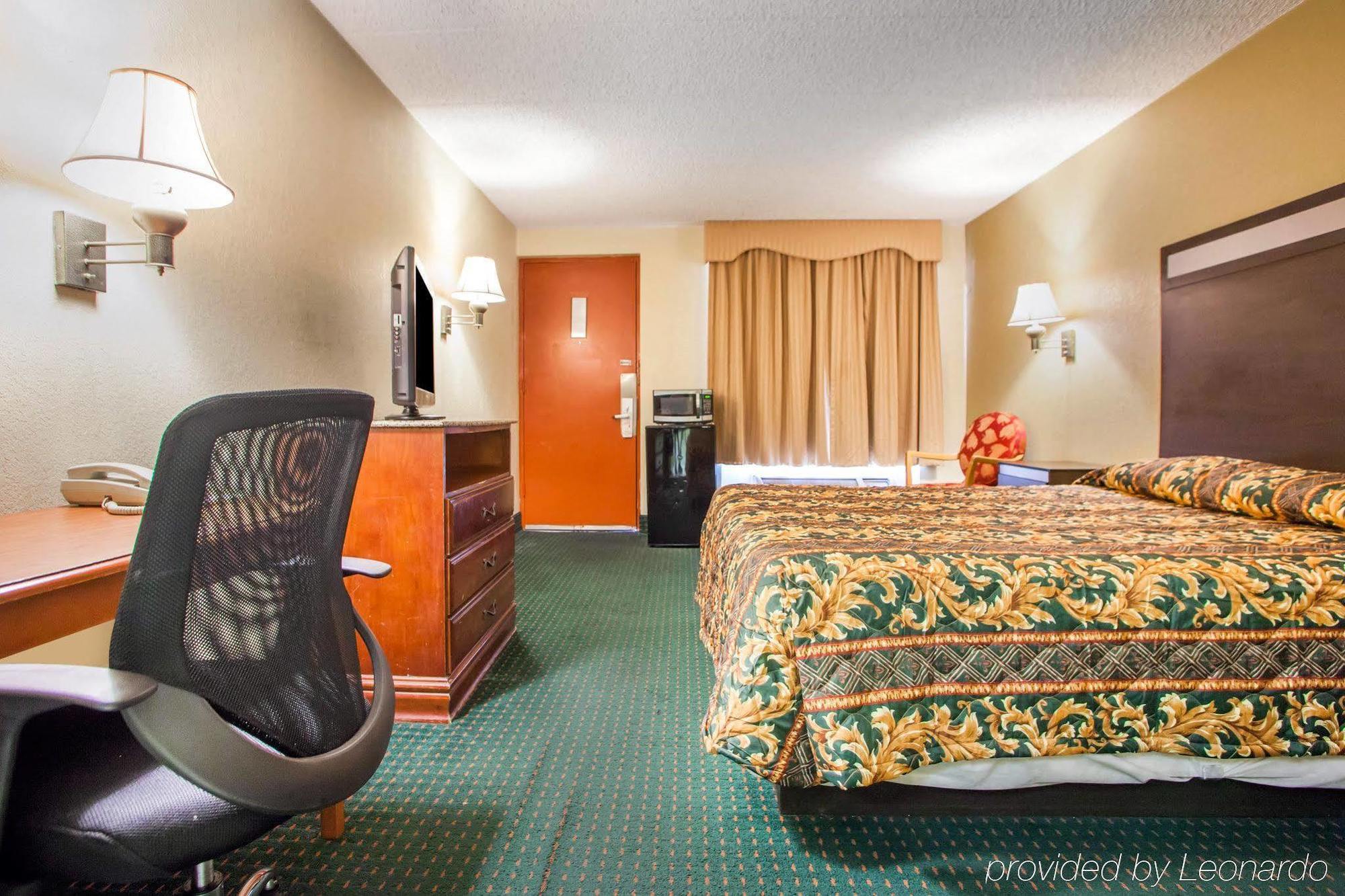 Rodeway Inn Mount Laurel Hwy 73 Exterior foto